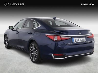 2025 Lexus ES 300h