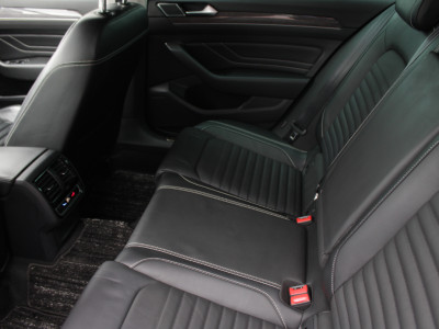 2022 Volkswagen Passat