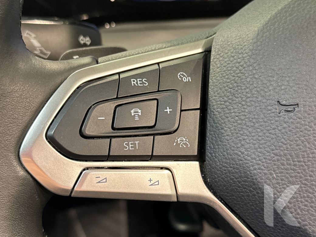 2023 Volkswagen Golf