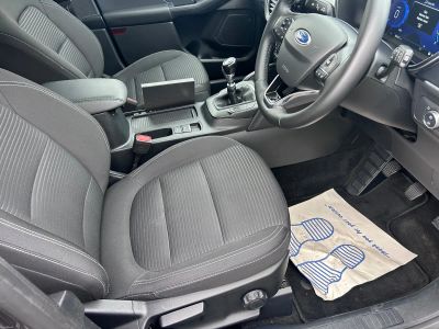 2022 Ford Kuga