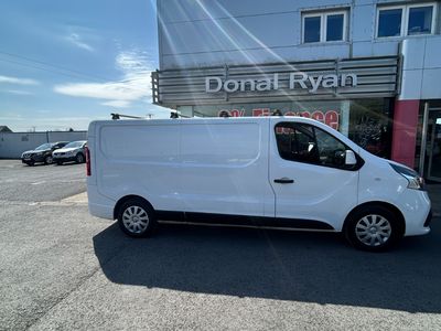 2021 Nissan NV300