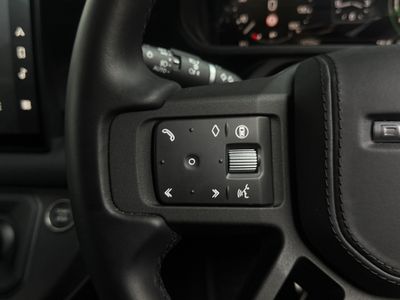 2025 Land Rover Defender