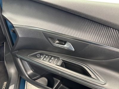 2024 Peugeot 5008