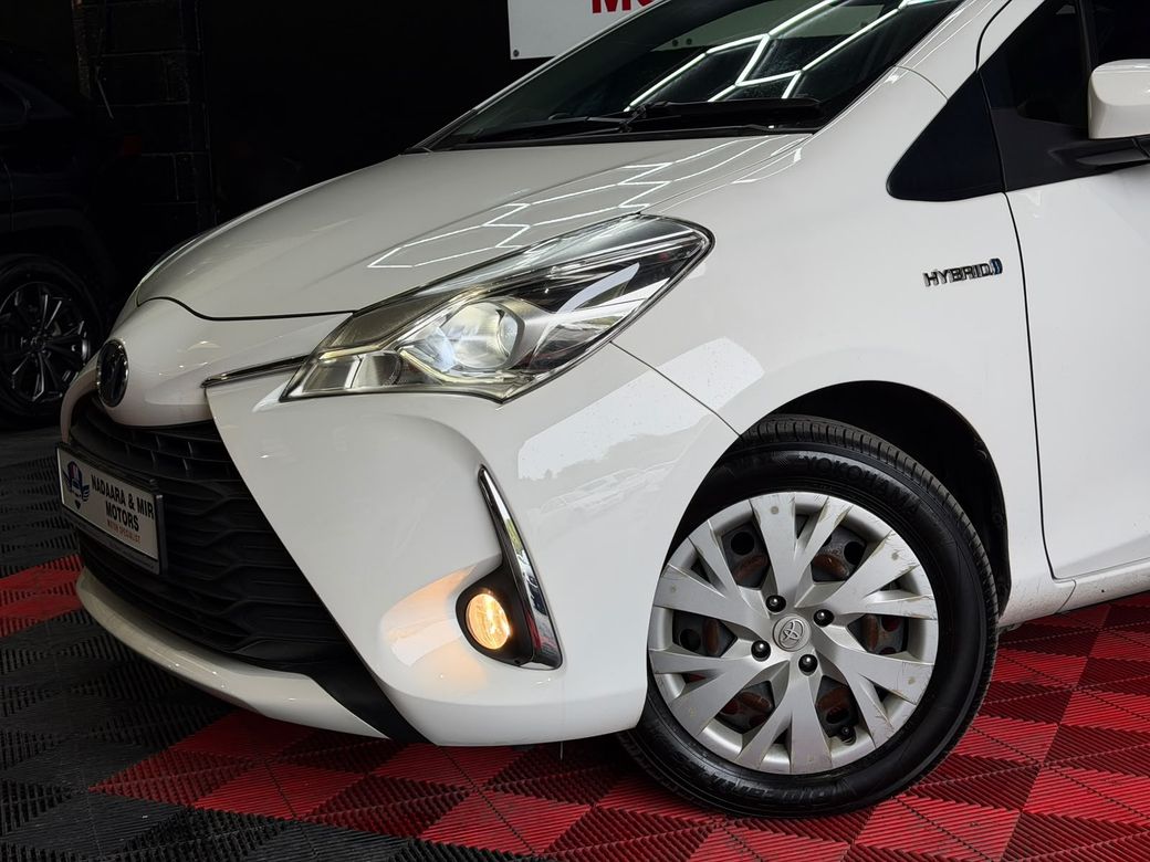 2017 Toyota Vitz