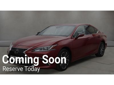 2023 Lexus ES 300h