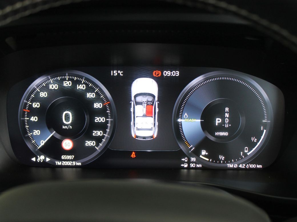 2021 Volvo XC40