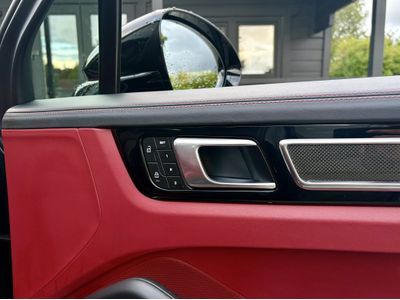 2023 Porsche Cayenne