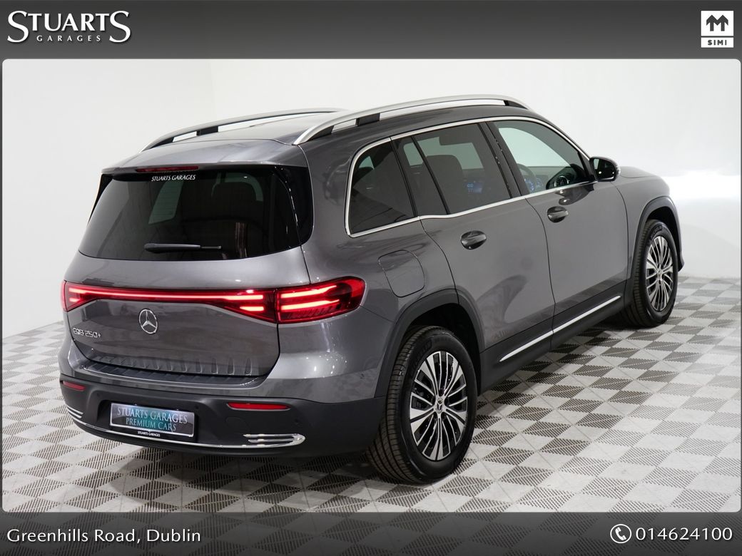 2025 Mercedes-Benz EQB