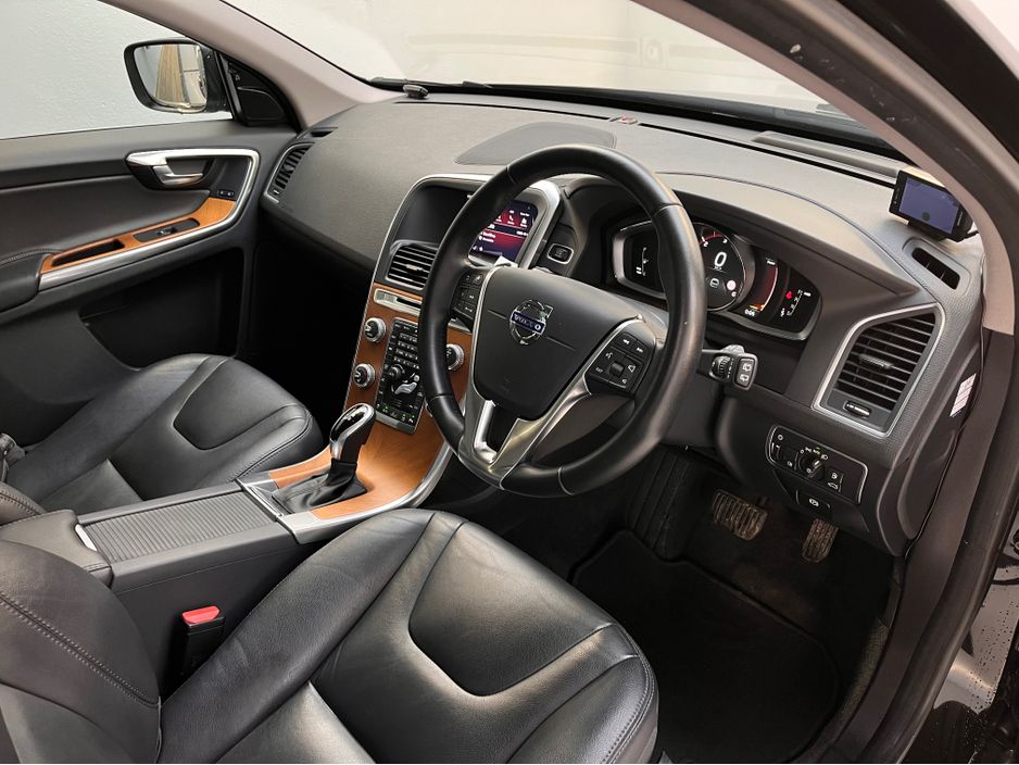 2017 Volvo XC60