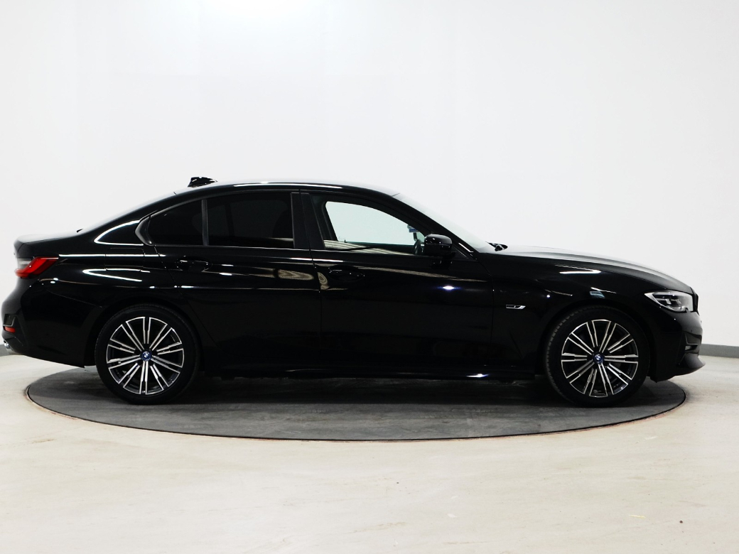 2022 BMW 3 Series