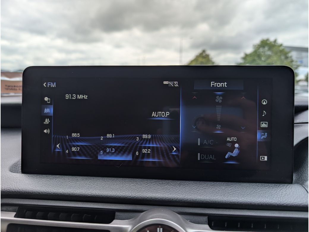 2020 Lexus IS 300h