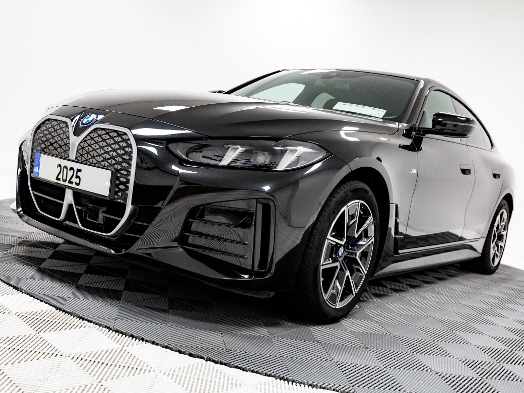 2025 BMW i4