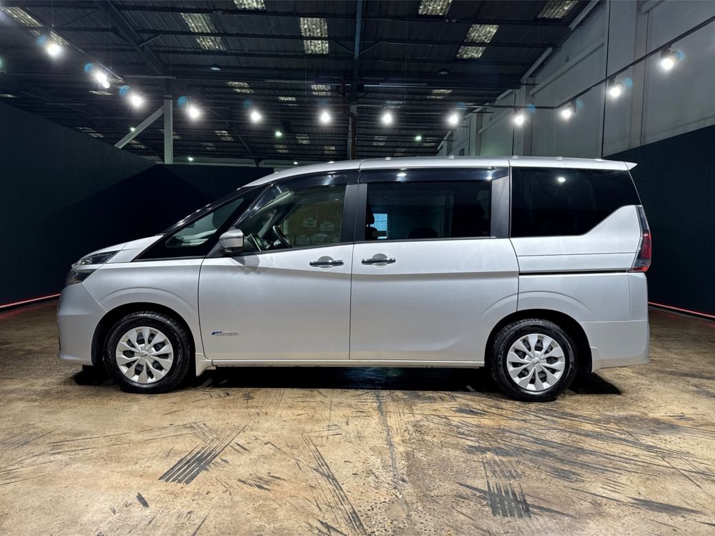 2017 Nissan Serena