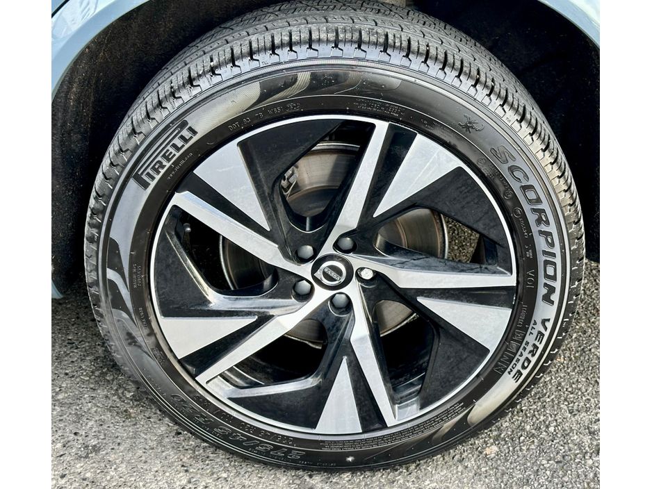 2022 Volvo XC90