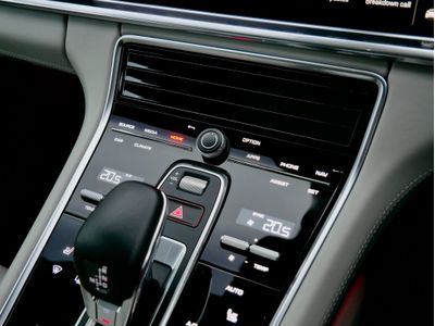 2023 Porsche Panamera