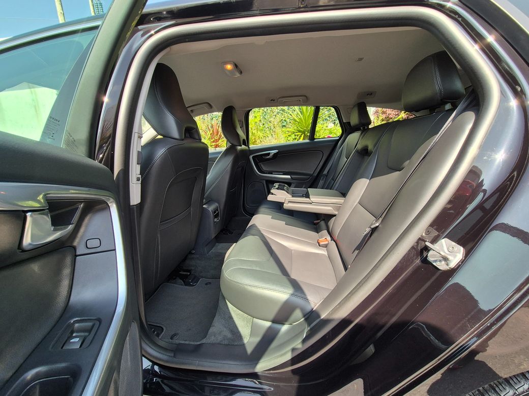 2018 Volvo V60