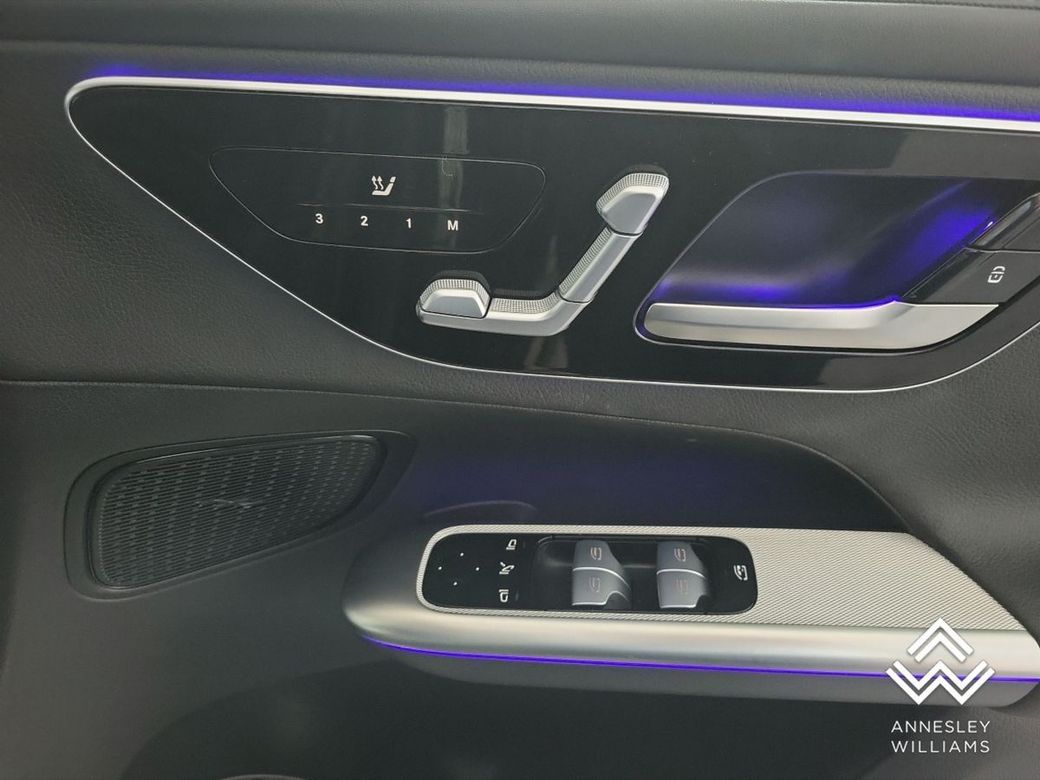 2024 Mercedes-Benz GLC Class