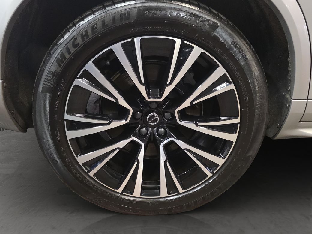 2023 Volvo XC90