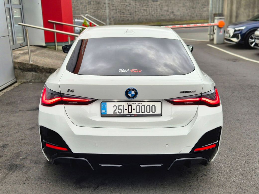 2025 BMW i4