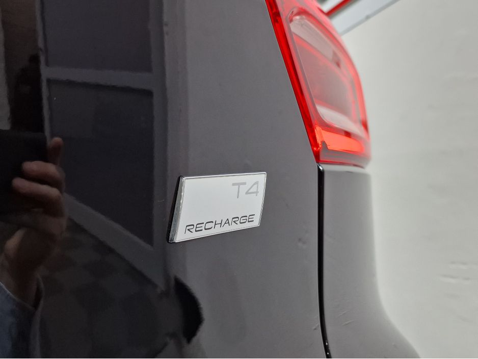 2022 Volvo XC40