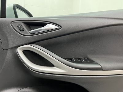 2017 Vauxhall Astra