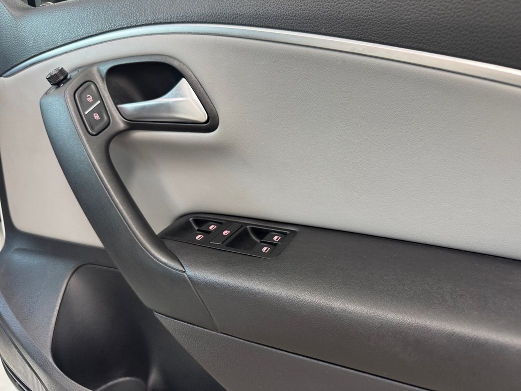2015 Volkswagen Polo