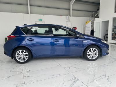 2016 Toyota Auris