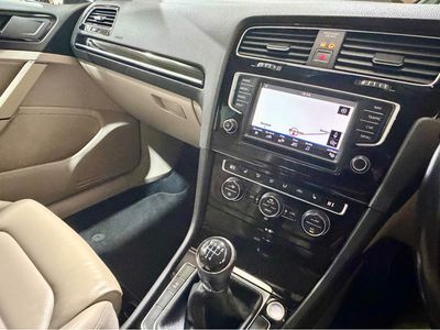 2017 Volkswagen Golf