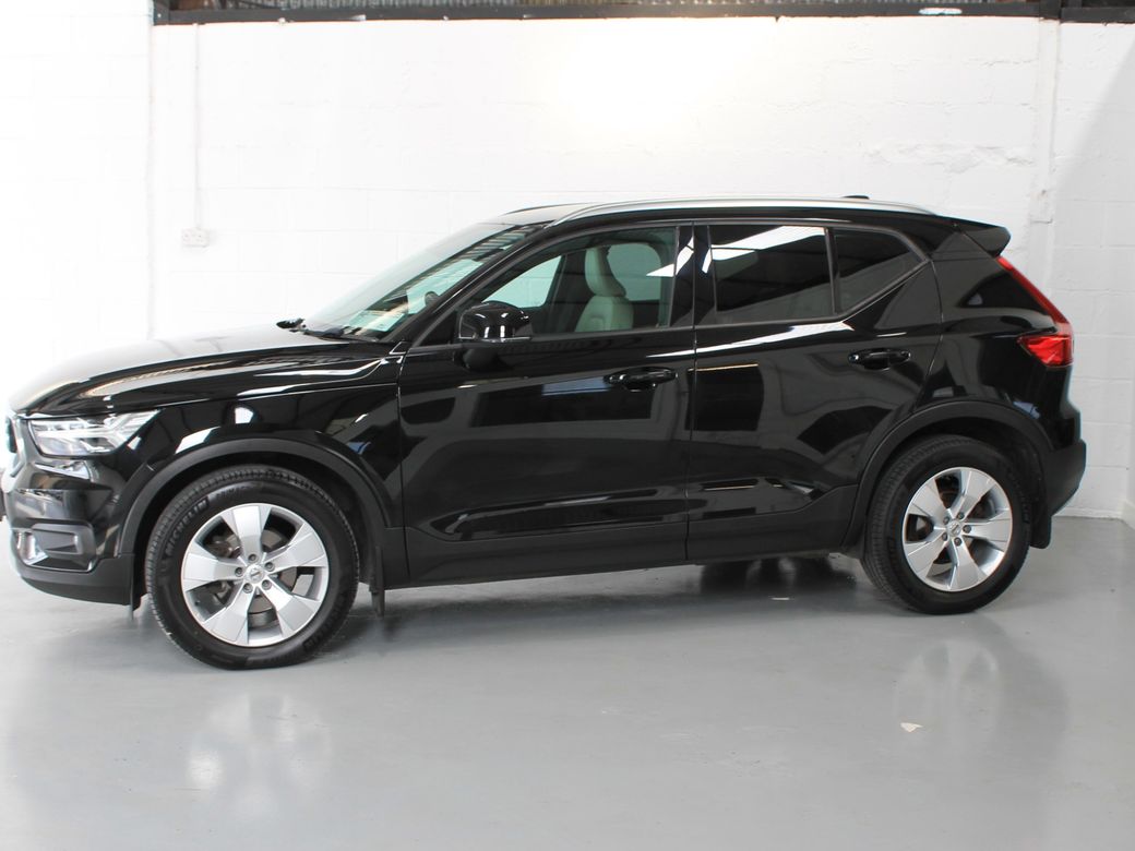 2020 Volvo XC40