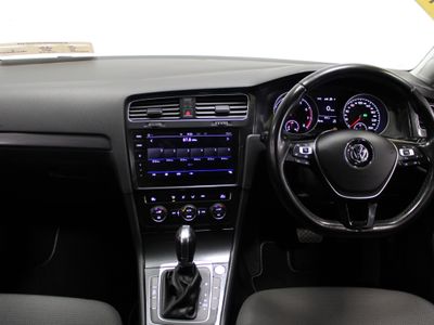 2017 Volkswagen Golf