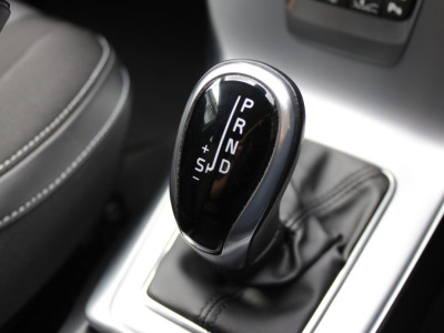 2018 Volvo V40