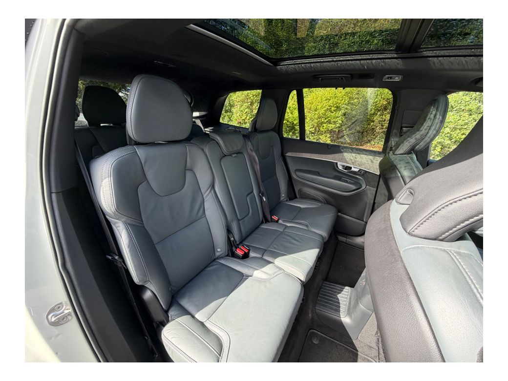 2022 Volvo XC90