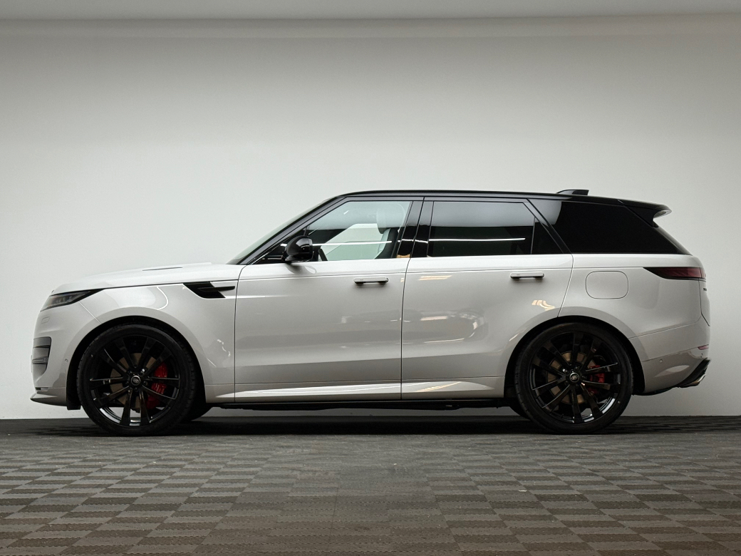 2026 Land Rover Range Rover Sport