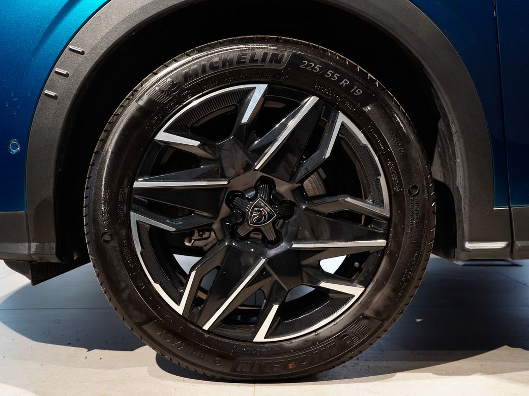 2025 Peugeot 3008