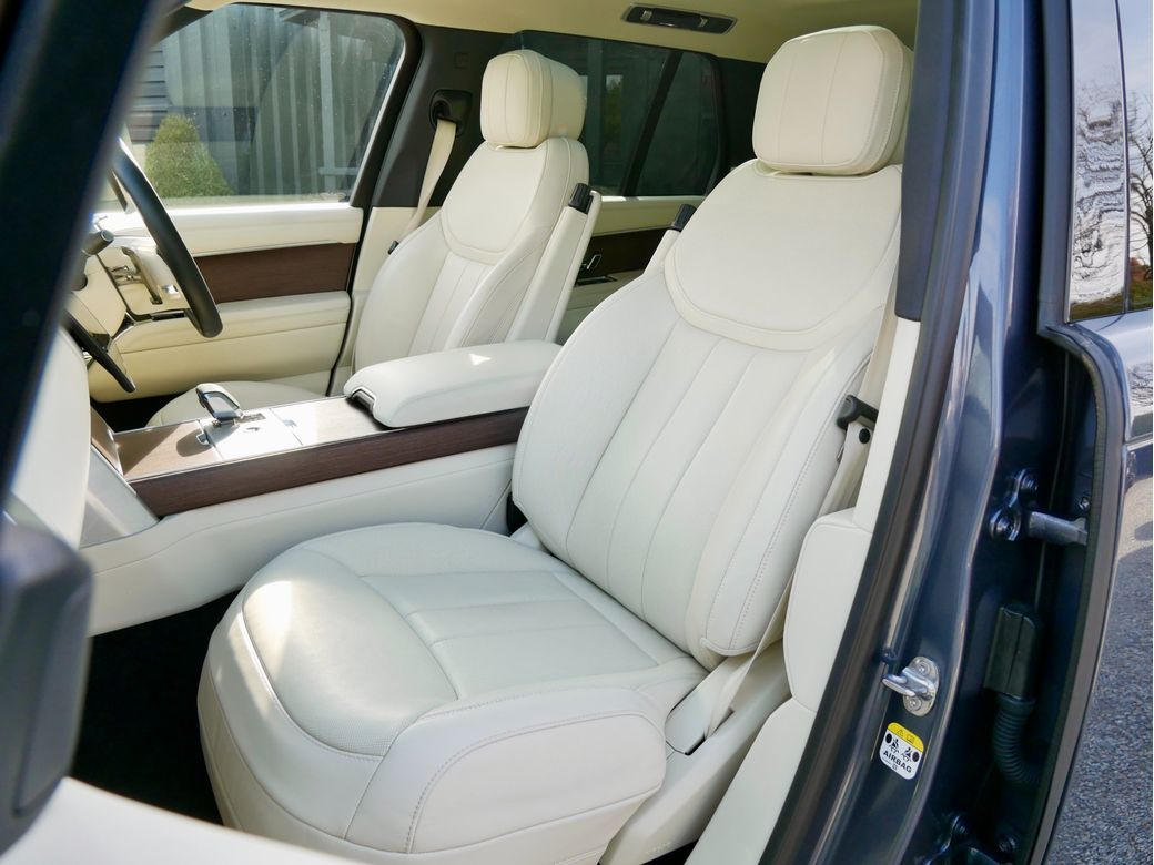 2025 Land Rover Range Rover