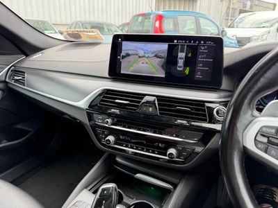 2022 BMW 530