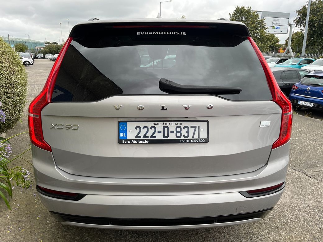 2022 Volvo XC90