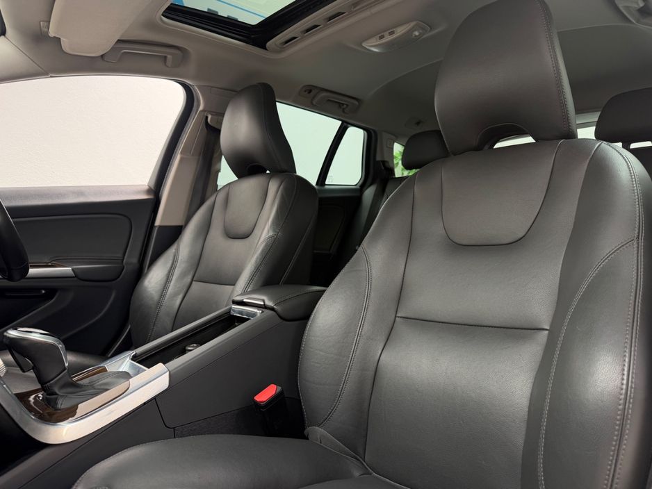 2018 Volvo V60