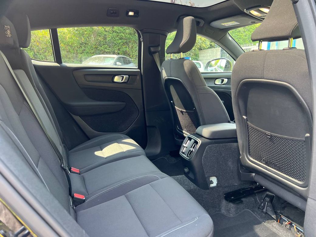 2023 Volvo C40