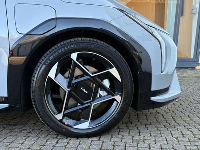 2026 Kia EV4