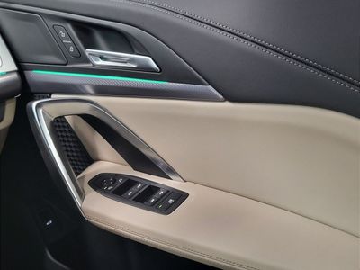 2025 BMW iX1