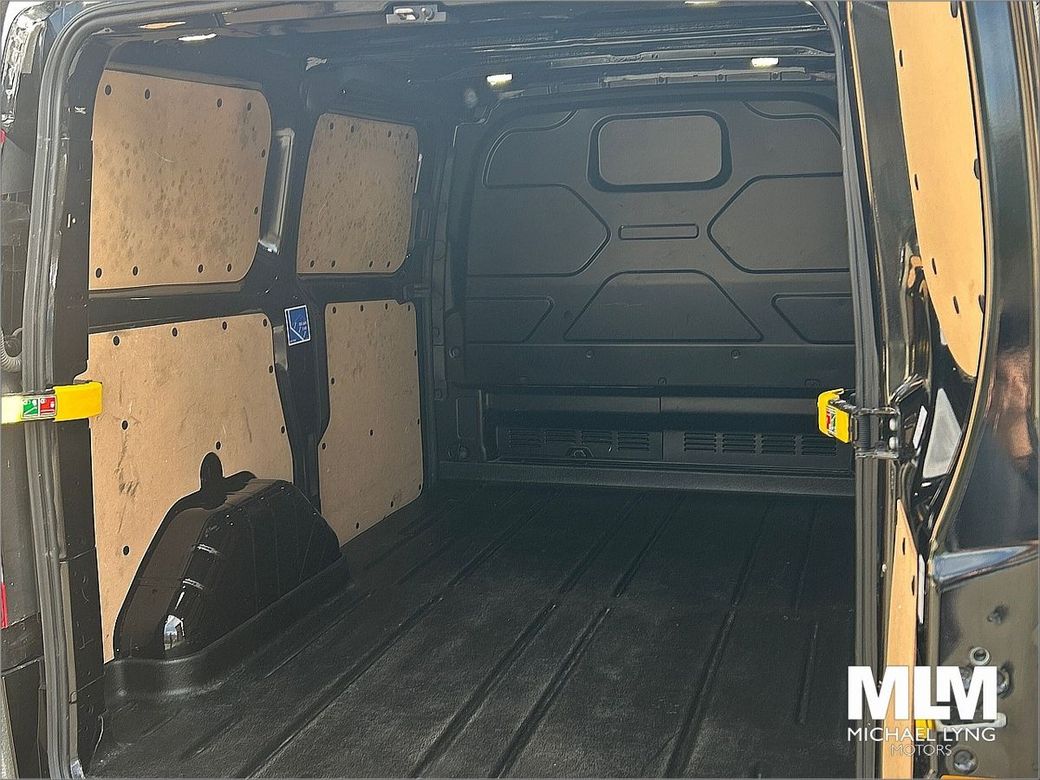 2024 Ford Transit Custom