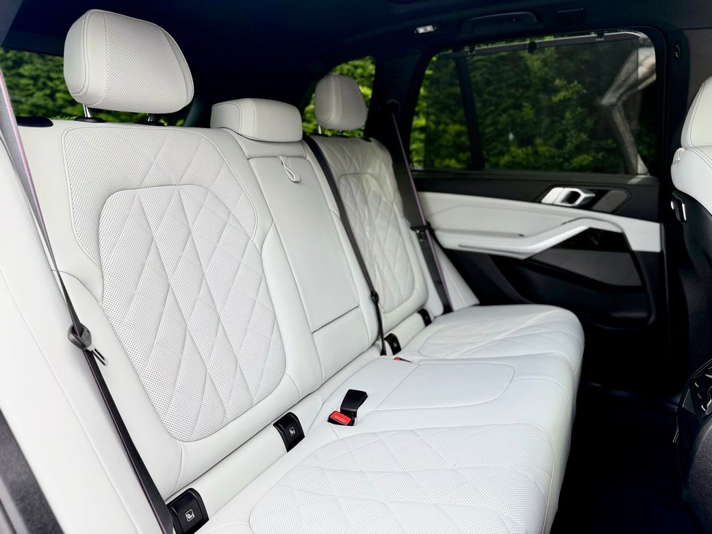 2025 BMW X5