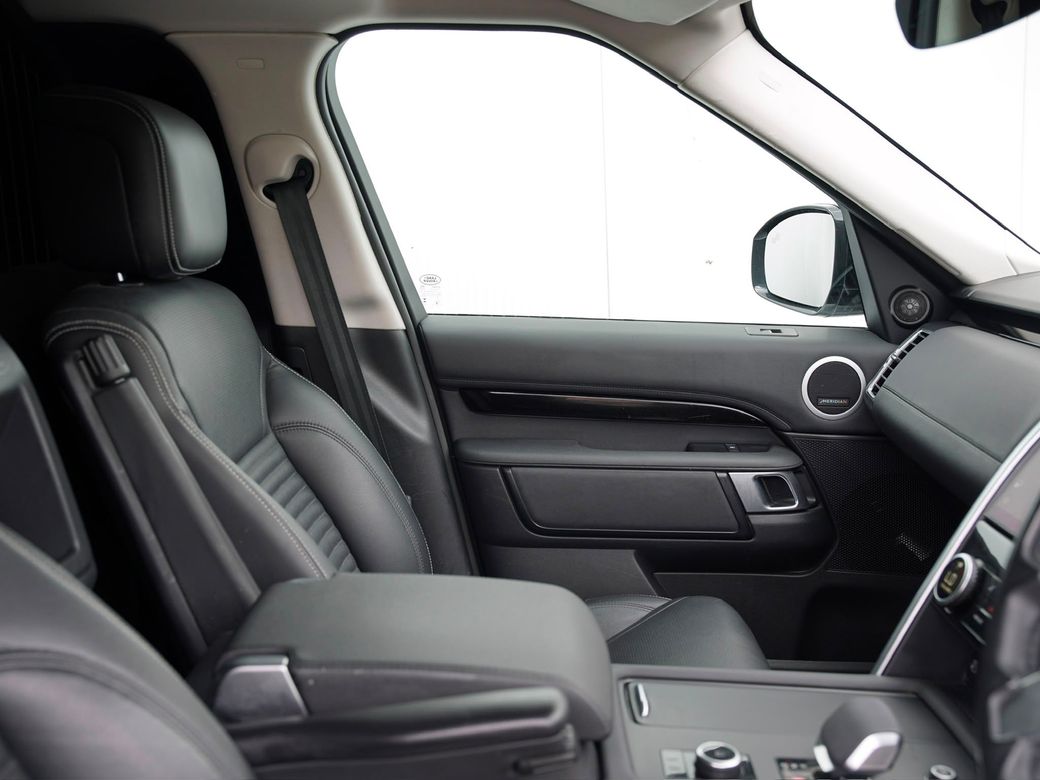 2024 Land Rover Discovery
