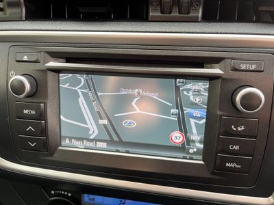2015 Toyota Auris