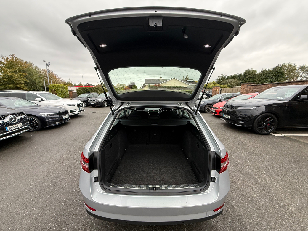 2023 Skoda Superb