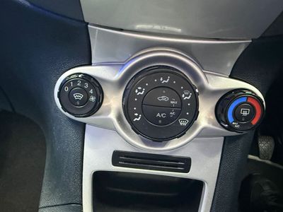 2011 Ford Fiesta