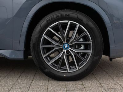 2025 BMW iX1