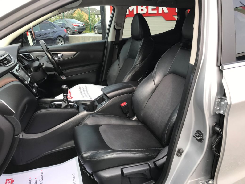 2017 Nissan Qashqai