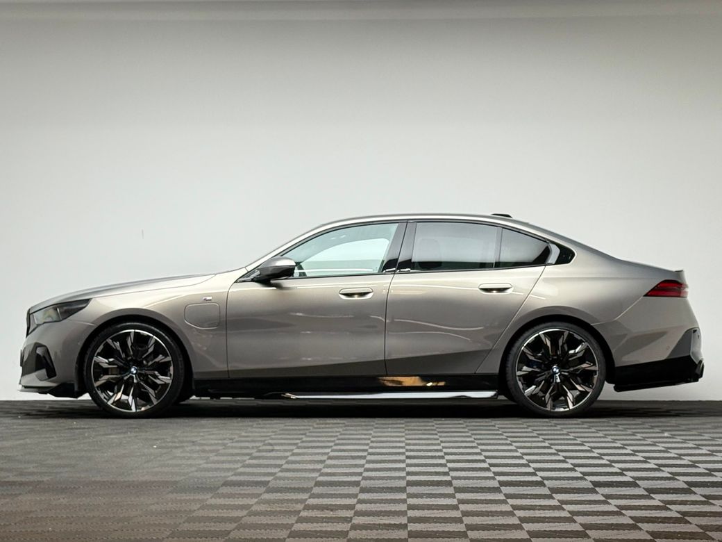 2024 BMW 5 Series